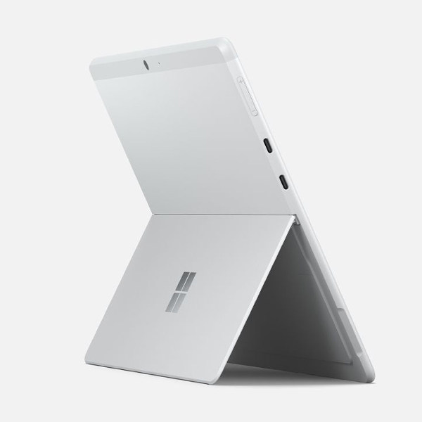 تبلت مایکروسافت مدل Surface Pro 8 ظرفیت 128 گیگابایت به همراه کیبورد Black Type Cover